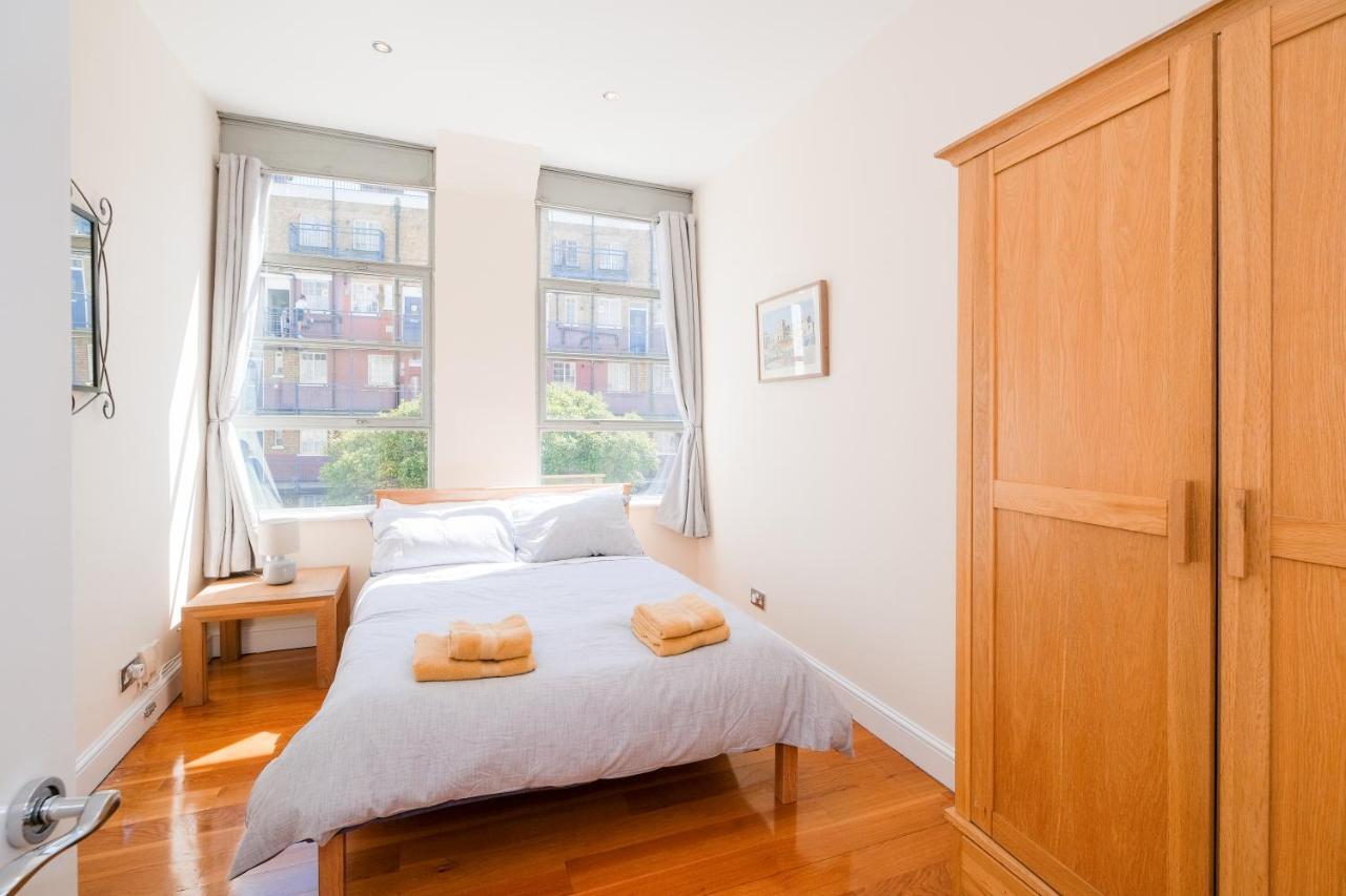 Lovely 2 Bed Flat In Canal Side Gated Development Apartman London Kültér fotó